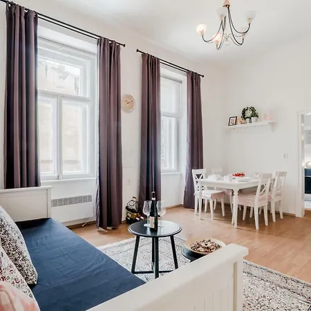 Historic Centre By Michal&friends 프라하