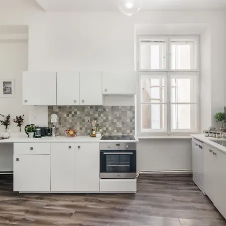 Historic Centre By Michal&friends Apartment *